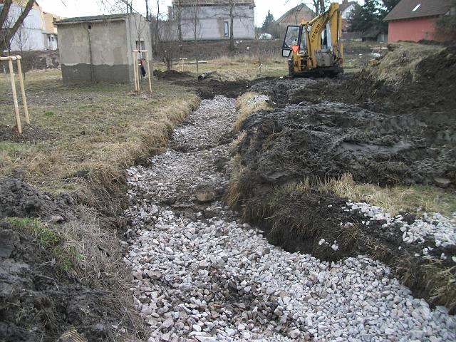 foto 019.jpg - prava prostranstv Na Kamenn Hrzi - dren